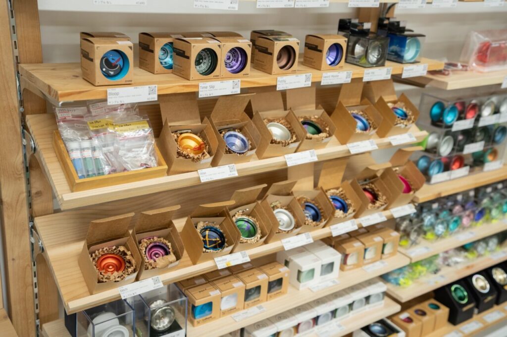 CLYW